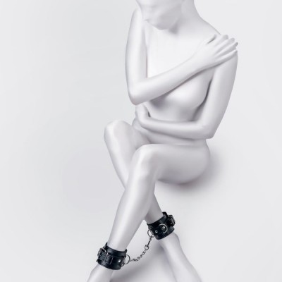 Anonymo BDSM Ayak Kelepçe #0153, PU deri, siyah, 26,5 cm
