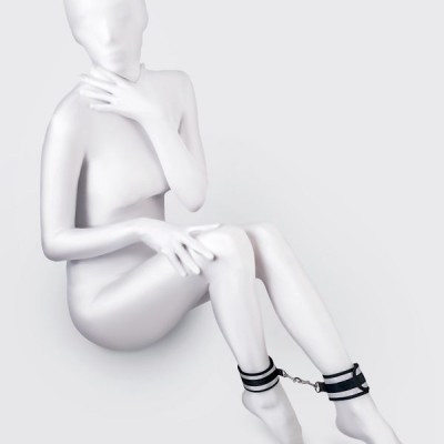 Anonymo BDSM Ayak Kelepçe, Saten, gümüş, 28,5 cm
