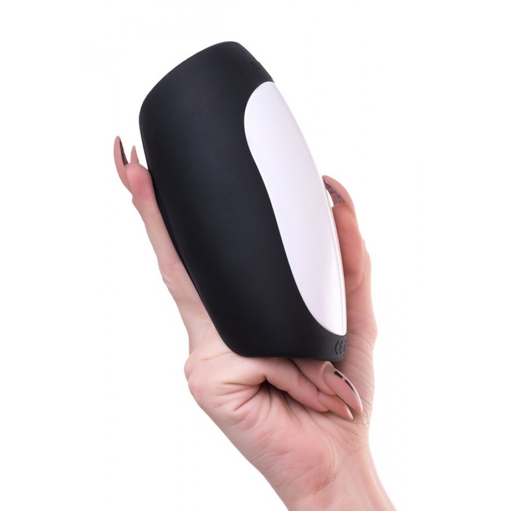                      Erotist Hailstorm Masturbator, Şarj Edilebilir , Silikon, Siyah, 14,7 cm